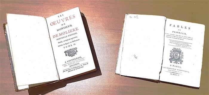 Expoziția inedită de carte online  “Două cărți în franceză din biblioteca poetului Octavian Goga de la Ciucea”